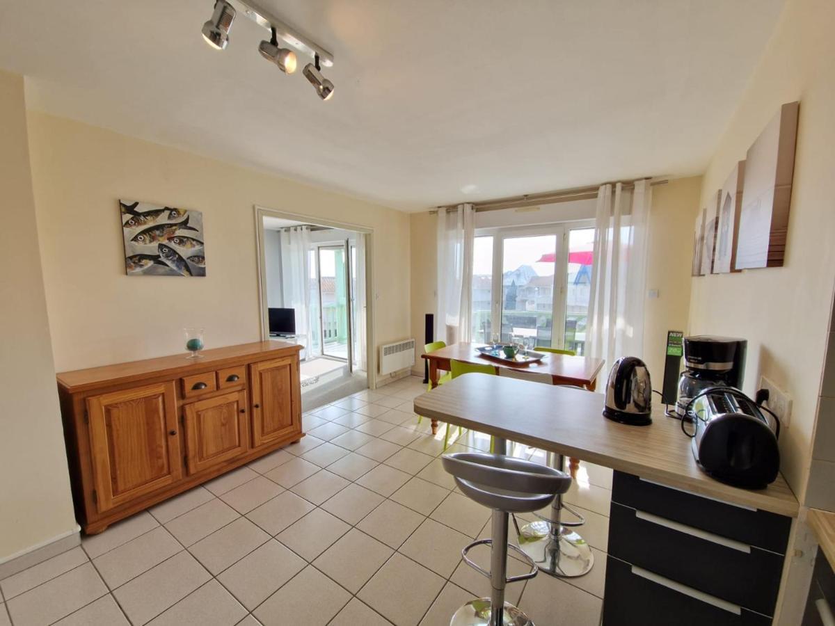 Appartement Avec Piscine, Tennis & Balcon, Centre-Ville Chatelaillon-Plage, 6 Pers, 2 Ch - Fr-1-706-17 Luaran gambar