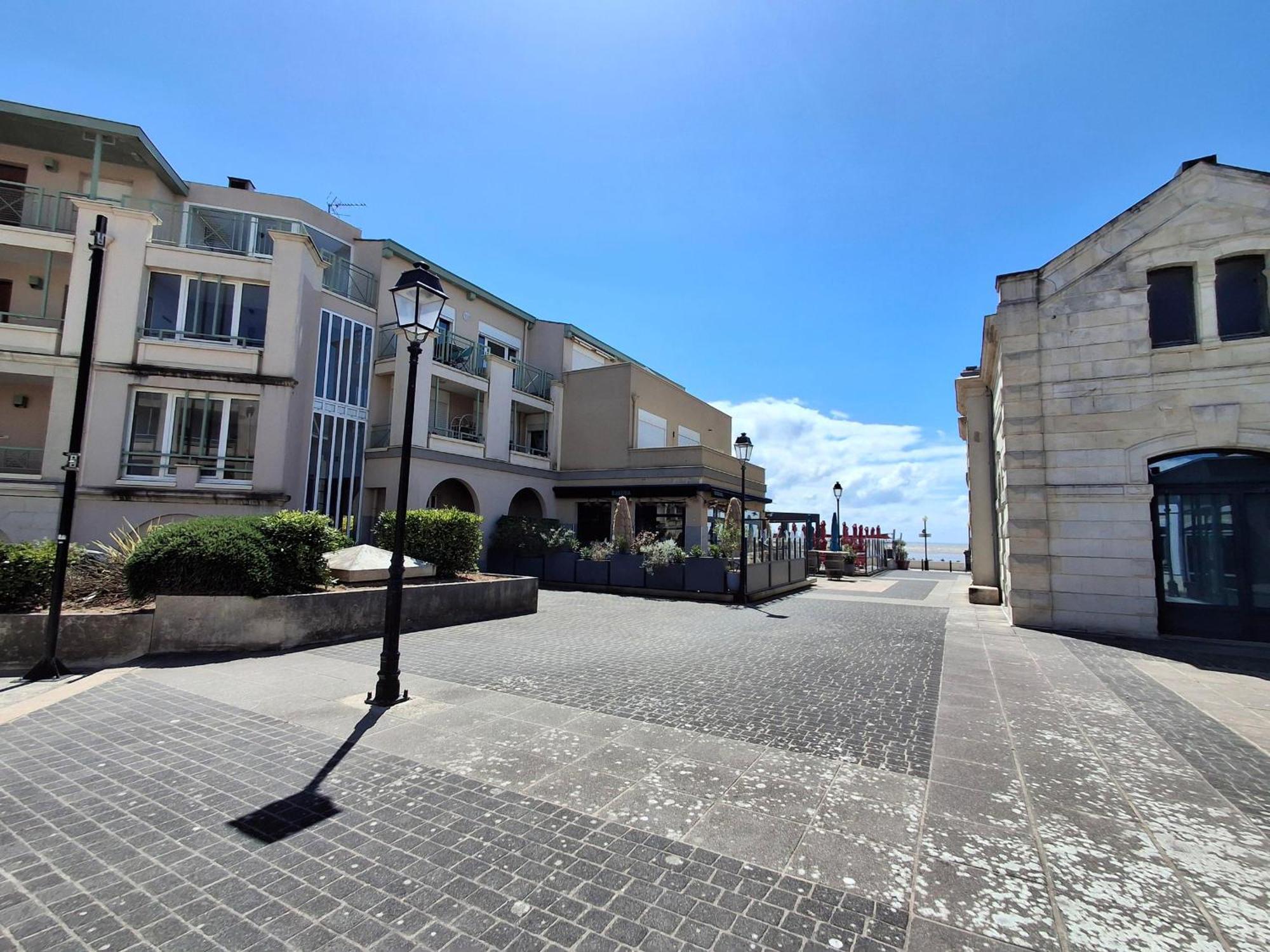 Appartement Avec Piscine, Tennis & Balcon, Centre-Ville Chatelaillon-Plage, 6 Pers, 2 Ch - Fr-1-706-17 Luaran gambar